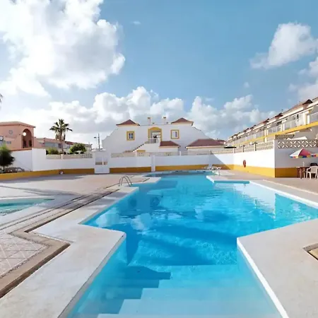 Casa Macon Red 公寓 *